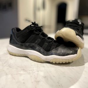 Retro Air Jordan 11 Low ‘Barons’ 7y